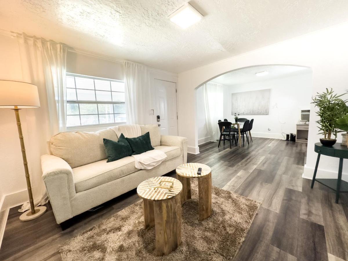 Villa 2B1B Stylish Little House W Shared Pool 511 Clearwater Exterior foto